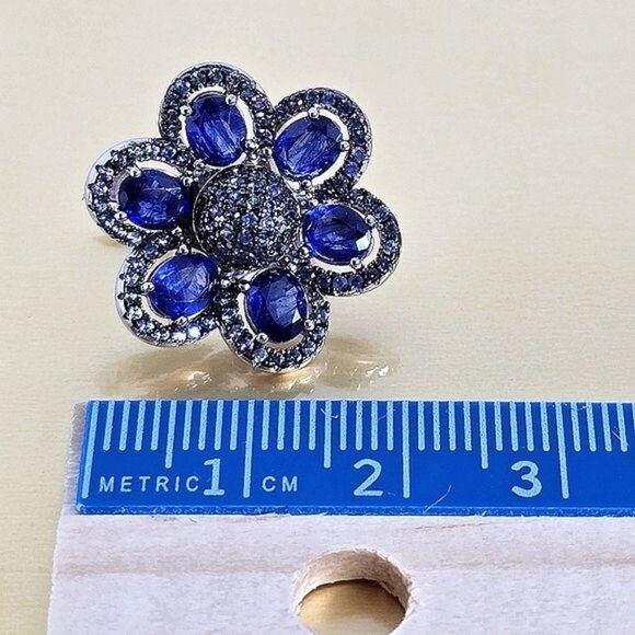 925 Sterling Silver Flower Earrings with Natural Blue Sapphire Gemstones - Picture 7 of 8